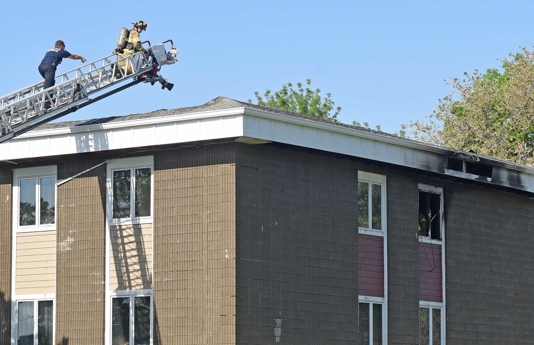 060619-nws-fire1.jpg